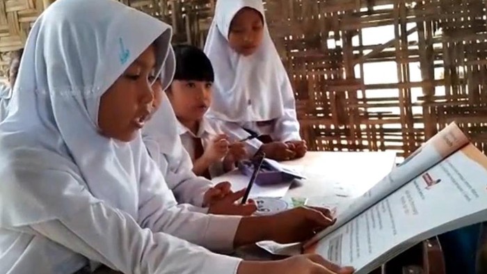 Kondisi siswa SDN Handayung Ratu di Lampung Utara mengikuti Kegiatan Belajar Mengajar. Foto Tommy Saputra/detikSumut