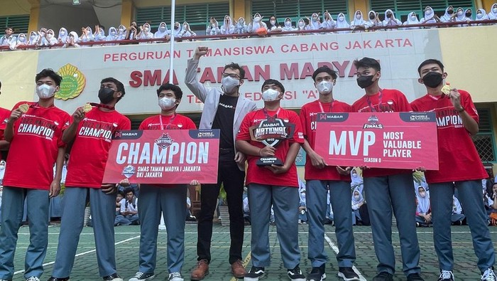 SMA Taman Madya 1 jadi juara MABAR Tournament