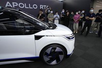 Taksi otonom baru Baidu