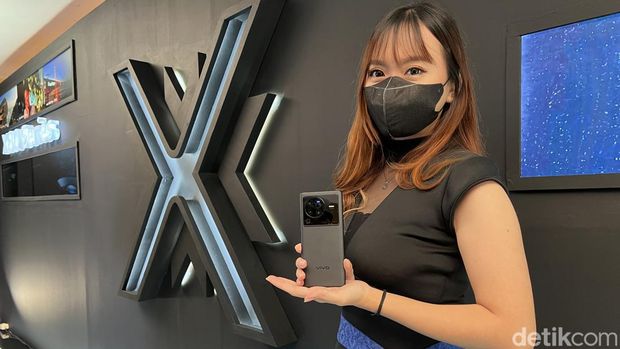 Vivo X80 Series