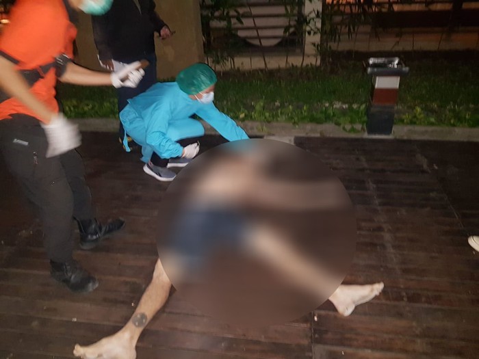 WN Australia ditemukan tewas akibat terjatuh dari lantai empat sebuah hotel di Jalan Raya Seminyak, Kecamatan Kuta, Kabupaten Badung, Bali.