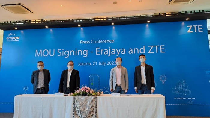 ZTE dan Erajaya melakukan penandatanganan MoU untuk meluncurkan rangkaian produk smartphone-nya di Indonesia.