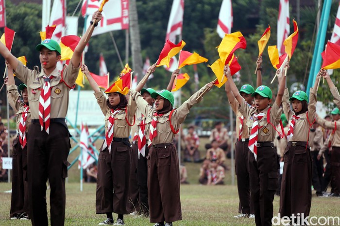 Apa kepanjangan dari Pramuka? Kata Pramuka adalah singkatan dari Praja Muda Karana.