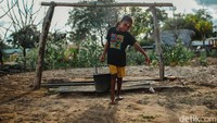 Undang-Undang No. 22/2003 dan UU No. 35/2014 tentang Perlindungan Anak mengamanatkan negara hadir untuk melindungi setiap anak Indonesia. Pemerintah harus menjamin hak-hak anak termasuk yang terdampak Covid-19 agar dapat benar-benar terpenuhi. Foto: Grandyos Zafna