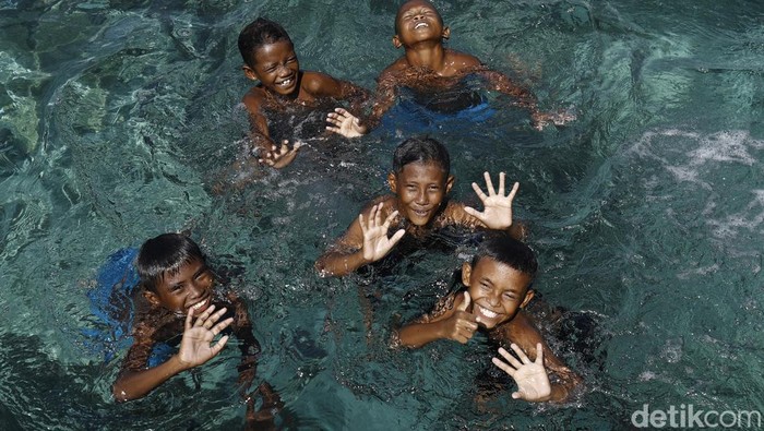 Memperingati Hari Anak Nasional yang jatuh pada 23 Juli selalu saja dirayakan dengan berbagai kegiatan. Tapi, tahukah apa yang kini sebenarnya dirasakan anak-anak Indonesia? Ini potretnya.