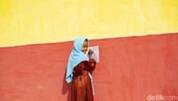 Namun selain kasus pekerja anak, kasus kekerasan seksual anak pun tengah ramai usai terbongkarnya beberapa peristiwa yang menjadikan anak sebagai korban kekerasan seksual. Presiden Joko Widodo (Jokowi) menandatangani Peraturan Presiden (Perpres) RI Nomor 101 tahun 2022 tentang Strategi Nasional Penghapusan Kekerasan terhadap Anak. Foto: Rifkianto Nugroho