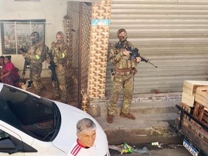 Baku Tembak Polisi-Tentara dengan Geng Perampok di Brasil, 18 Tewas