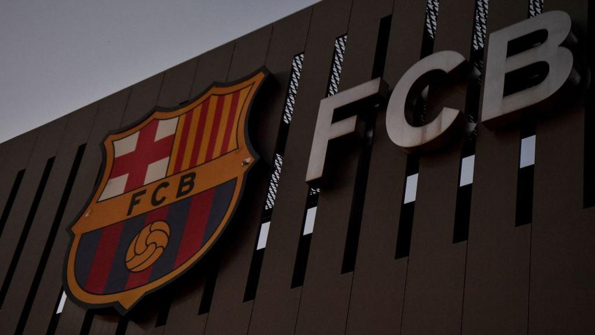 Logo Barcelona. Foto: AFP via Getty Images/PAU BARRENA