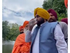 Buntut Minum Air Sungai Suci Bikin Menteri India Sakit Perut