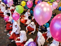 Berapa Idealnya Usia Anak Masuk SD Menurut Psikologi?