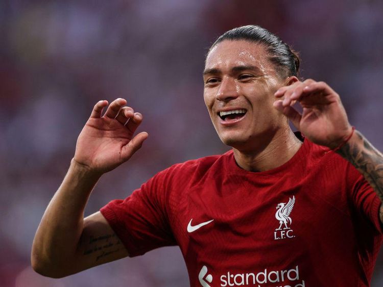 Foto: Mantap, Darwin Nunez! Pamer Aksi Langsung Bikin 4 Gol nih