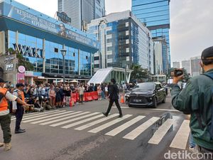 Cegah Penonton Citayam Fashion Week ke Jalan, Dishub Pasang Barier