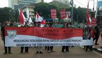Beberapa hari ini, dukungan terus mengalir dari masyarakat kepada Kapolri dan Kepolisian agar kasus ini tuntas, dukungan juga datang dari Menkopolhukam, Mahfud MD bahkan Presiden Jokowi juga sudah memerintahkan agar kasus ini diselesaikan dengan baik sesuai hukum