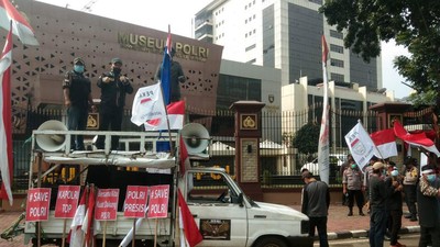 Dukungan untuk Kapolri Tuntaskan Kasus Polisi Tembak Polisi