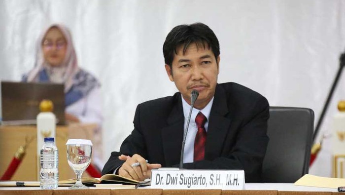 Dwi Sugiarto