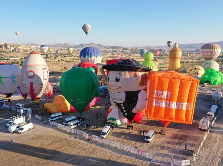 Festival Balon Udara Meriahkan Langit Cappadocia di Turki