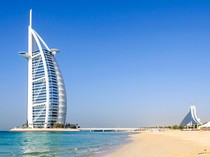 Mencekam! Bandara-Hotel Mewah di Dubai Rusak Akibat Serangan Iran