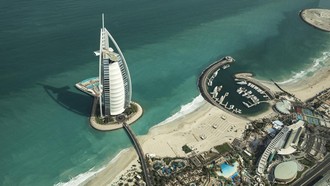 Ledakan di Dubai, Fasad Hotel Mewah Burj Al Arab Rusak