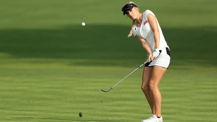 Intip Gaya Pegolf Seksi Paige Spiranac Paige Spiranac disebut-sebut menjadi pegolf terseksi di dunia. Yuk lihat aksi-aksinya di lapangan.