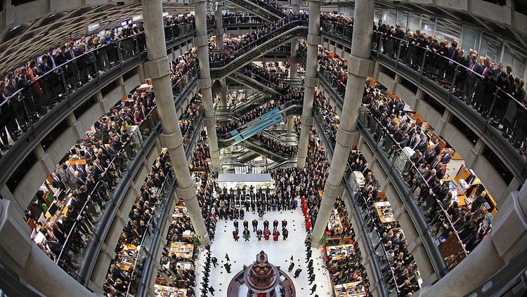 Demi memaksimalkan ruang tanpa batas, seorang fotografer membutuhkan jenis lensa fisheye untuk menghasilkan gambar panorama. Ini dia buktinya!