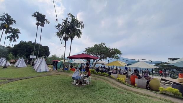 Jungle Cafe Trawas