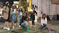 Gaung Citayam Fashion Week ternyata menjalar ke kota lain di Jawa TImur (Jatim). Salah satunya di kawasan Kayutangan, Kota Malang. Sejumlah orang menggagas dan menyerukan Kayutangan Street Style. (M Bagus Ibrahim)