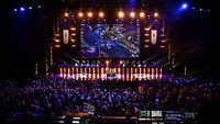 Pemain profesional esports bersaing selama kompetisi LFL Prixtel Day League of Legends di La Seine Musicale, Boulogne-Billancourt, Paris, Prancis, Kamis (21/7/2022) waktu setempat.  