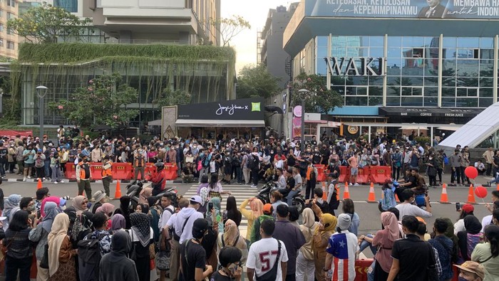 Kondisi kawasan Dukuh Atas area Citayam Fashion Week, Jumat (22/7/2022).