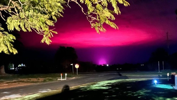 Langit pink Australia