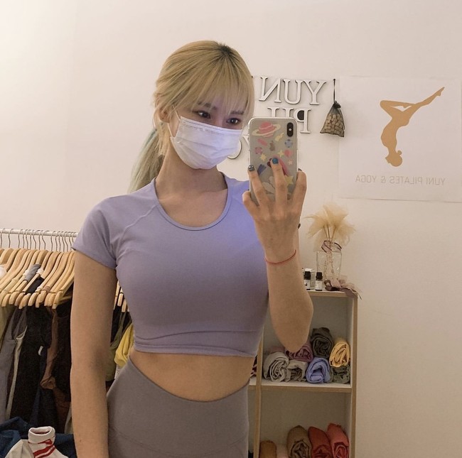 “Dia pasti mengalami delusi karena cuaca panas. Sumbangkan 500 juta won itu ke suatu tempat yang membutuhkan bantuan,” tegas Maeng Seung Ji. Foto: dok. Instagram @loveyoumaeng