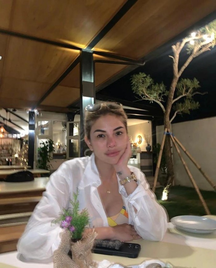 Nikita Mirzani Nikita Mirzani