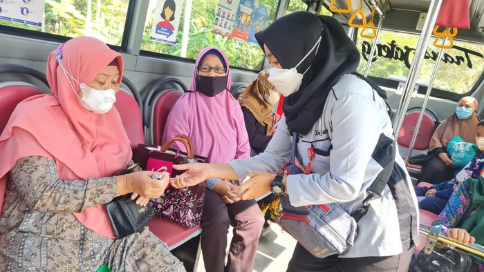 Pekerja Transjateng