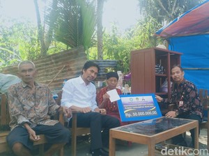 Rumah Lansia di Madiun yang Terbakar Ludeskan Uang Rp 57 Juta Dapat Bantuan