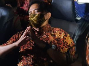 Elza Syarief Sebut Roy Suryo Muntah hingga Pingsan Saat Diperiksa Polisi
