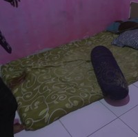 Begini penampakan kamar Bonge yang viral setelah diwawancara kreator konten di TikTok.Foto: YouTube Baim Paula