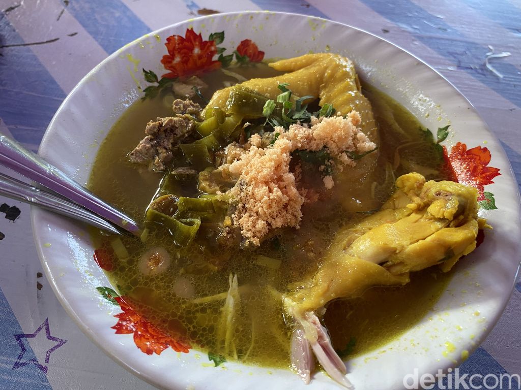 Soto madura di Jalan Kalimantan Bandung.