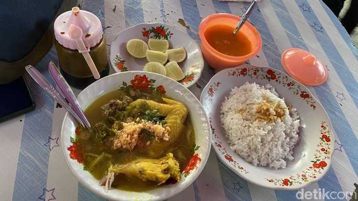 Soto madura di Jalan Kalimantan Bandung.