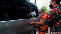 KPK menduga Haryadi Suyuti mengatur pengajuan IMB Summarecon Agung agar disetujui.