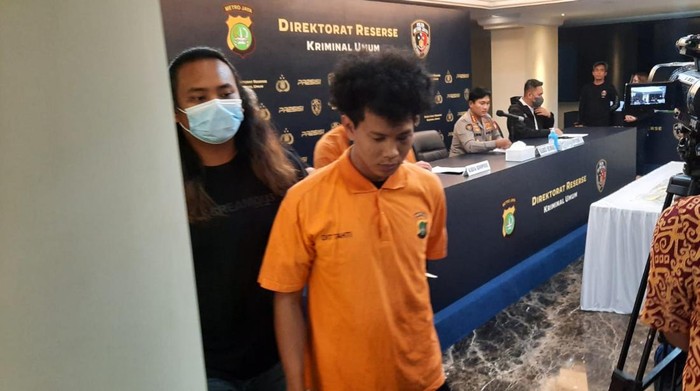Tersangka pembunuh ABG yang ditemukan jasadnya di Kali Cikeas, Bekasi