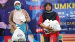 Warga Serbu Pasar Murah di Rembang
