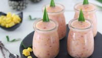 Rekomendasi bubur manis ini khas Sumatera Utara. Berupa bubur jagung sagu mutiara yang enak dimakan dingin atau hangat. detikfood punya resepnya di sini. Foto: Malichatun 