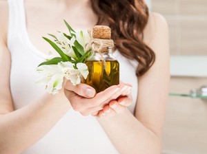 Kenali 6 Jenis & Manfaat Natural Oil untuk Kecantikan Kulit-Rambut