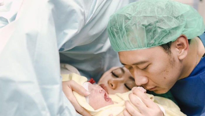 Aliya Rajasa melahirkan anak keempat.