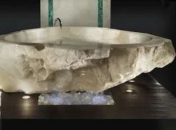 7 Foto Bathtub Termahal di Dunia, Ada yang Terbuat dari Fosil Kayu Hutan RI