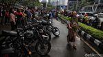 Brum.. brum.. Geng Motor Modif Ikut Ramaikan Citayam Fashion Week