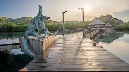 Presiden Joko Widodo meresmikan Penataan Kawasan Pulau Rinca dari sekian banyak spot pariwisata di Destinasi Pariwisata Super Prioritas (DPSP) Labuan Bajo, Nusa Tenggara Timur (NTT).