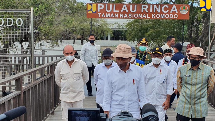 Presiden Joko Widodo meresmikan Penataan Kawasan Pulau Rinca dari sekian banyak spot pariwisata di Destinasi Pariwisata Super Prioritas (DPSP) Labuan Bajo, Nusa Tenggara Timur (NTT).