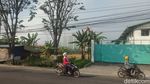 Penampakan Asap Mengepul di Sekitar Gudang Pupuk Mranggen yang Terbakar