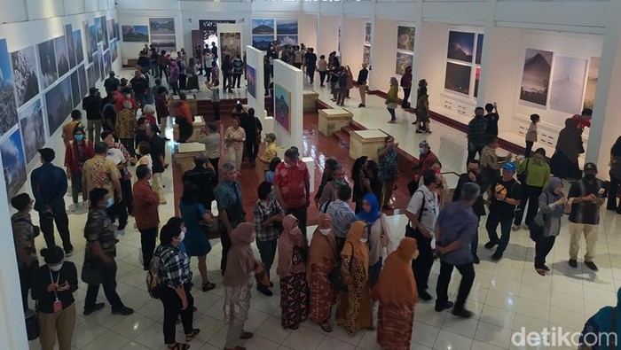 Pameran fotografi internasional BARA-API di Museum H Widayat, Kecamatan Mungkid, Kabupaten Magelang, Sabtu (23/7/2022). Pameran fotografi internasional BARA-API di Museum H Widayat, Kecamatan Mungkid, Kabupaten Magelang, Sabtu (23/7/2022).