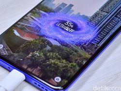 Unboxing Realme Neo GT 3 150W: Ngecas 15 Menit Penuh